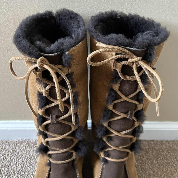 UGG Australia Chestnut Suede Moccasin Tall Lace-Up Boot; sz. 8 - Picture 12 of 15